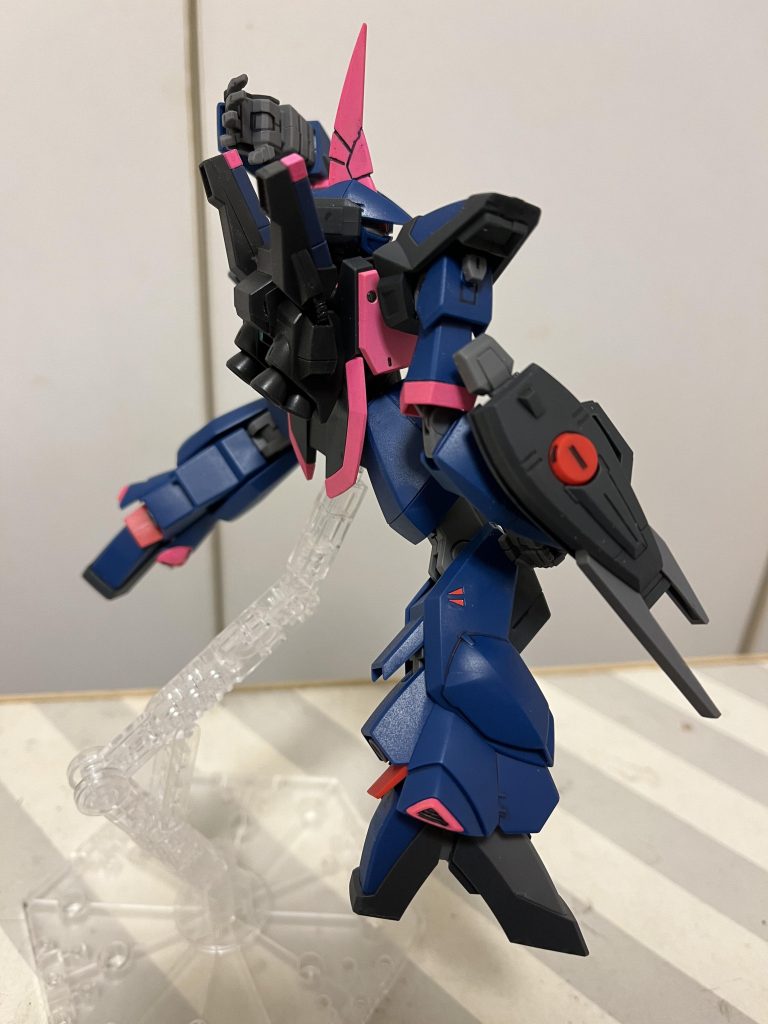 Mk-Ⅱの関連機体ということで、Mk-Ⅱのバックパックを背負える仕様になってます。つまり…