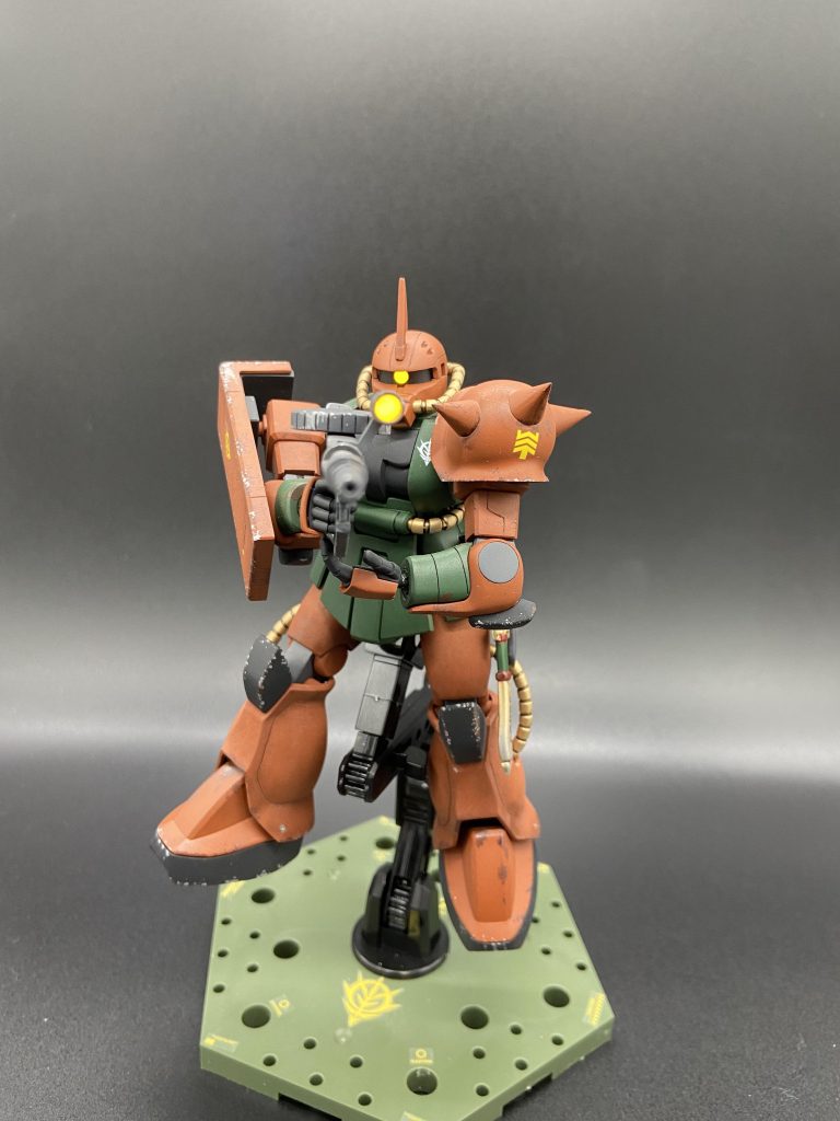 ポージングが絶望的ですw