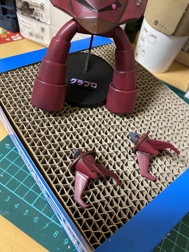 手先のハサミは可動式にしてます