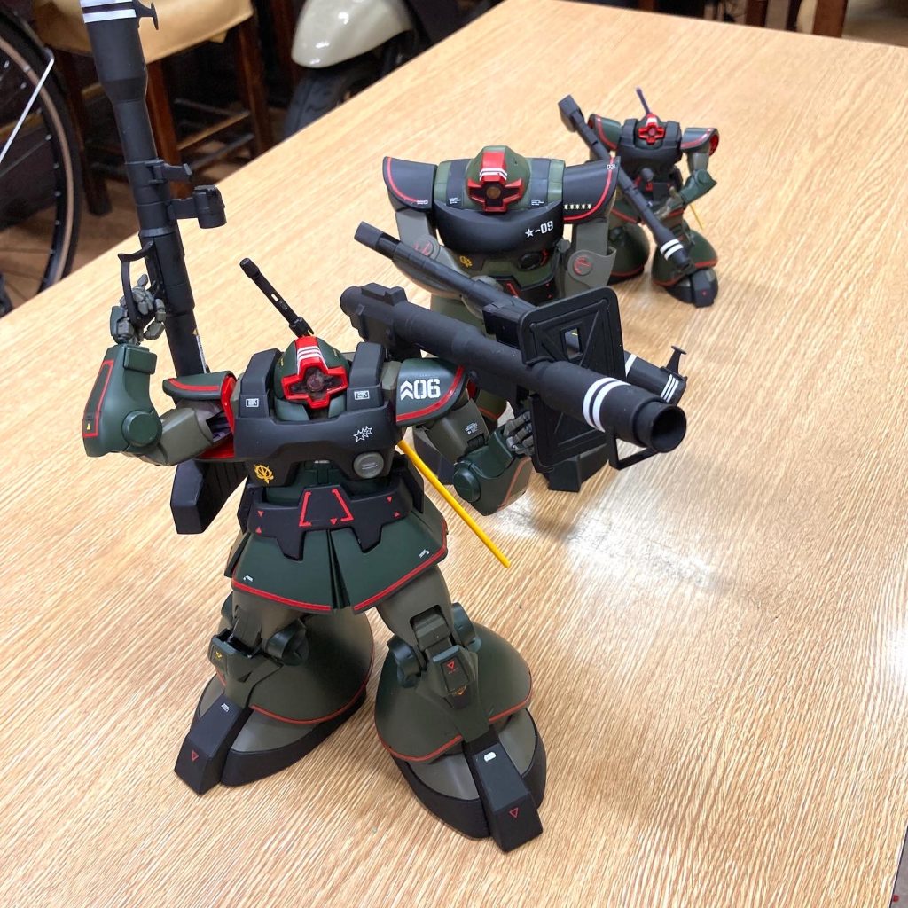 HGのドムも参加でジェットストリームアタックw