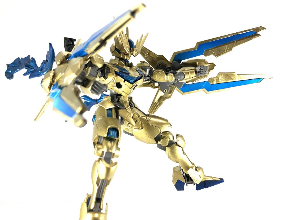 撃っちゃうんだなぁこれが!!オリジナルの砲撃形態!先端開いて極太ビーム放つイメージです 。