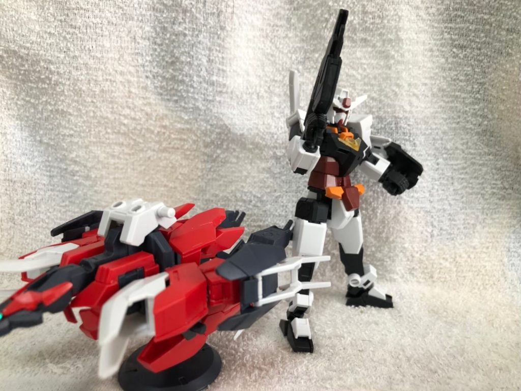 ここで説明します。今回用意したキットはHGマーズフォーガンダム、ビームサーベル６本、余剰のポリキャップ、HGBCスカルウェポン (お好みでドーベンウルフのサブアーム)