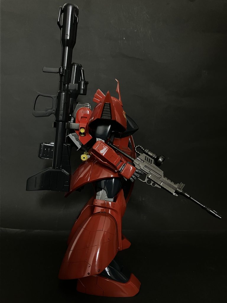 ハンドはver2.0の保持力皆無の指でしたからライフルの形に瞬着で固定しました