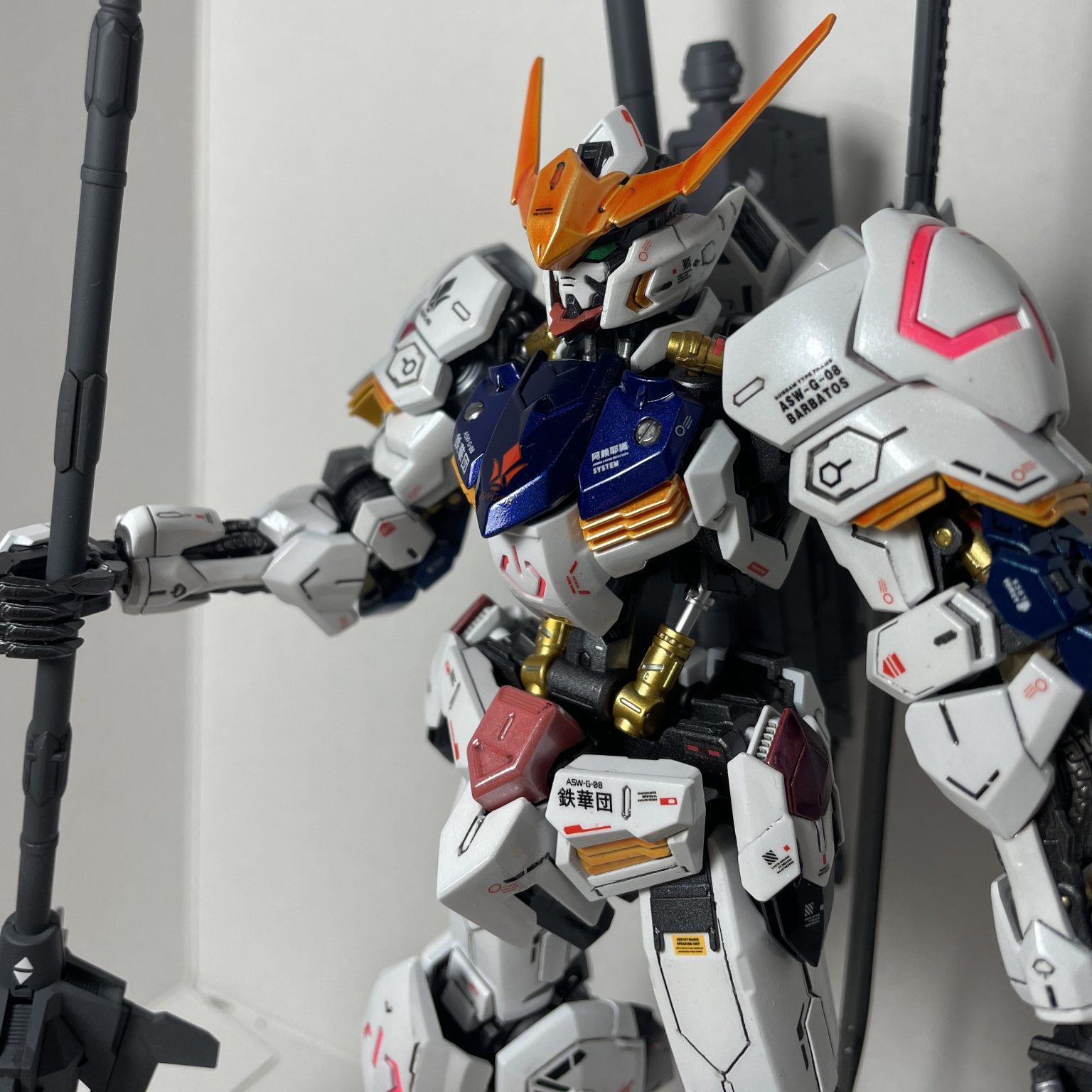 MGバルバトス ツヤありパール塗装｜かまかまさんのガンプラ作品