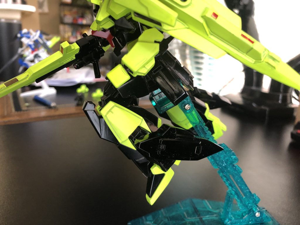 オプションパーツとしてブースターを装備