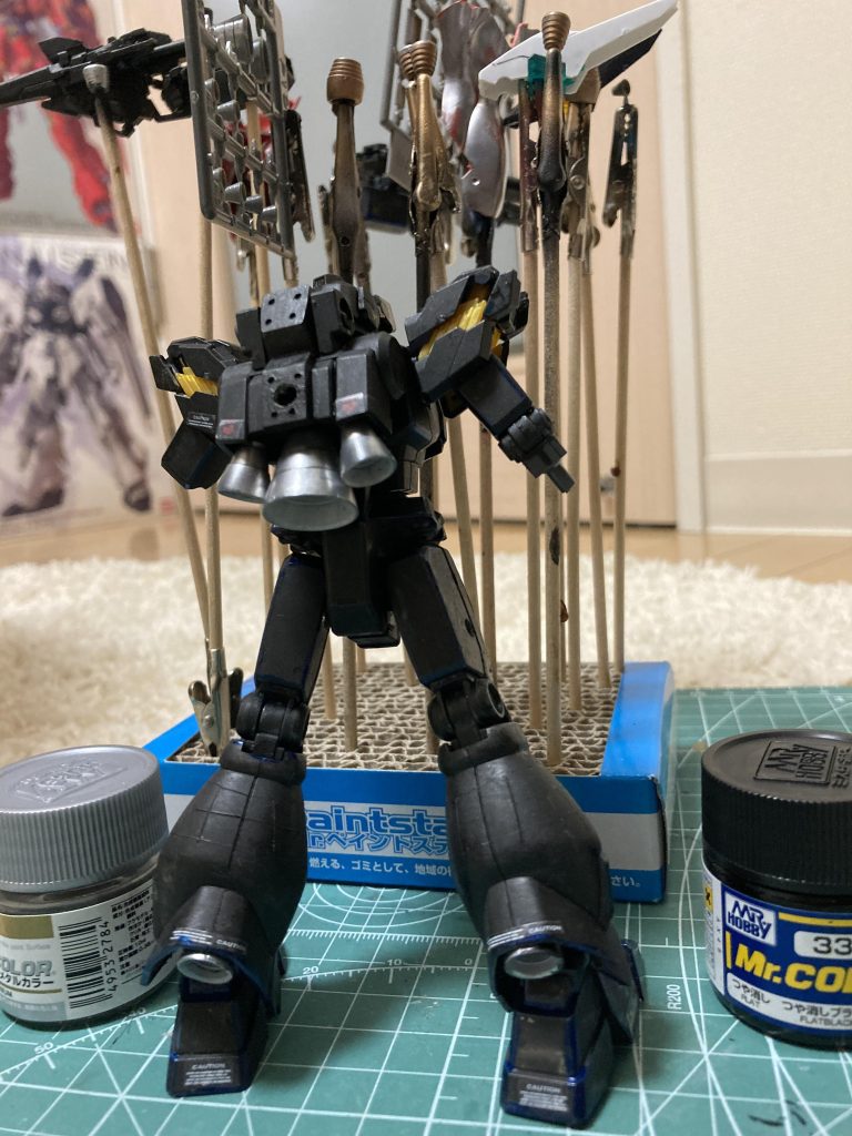 バンシィの肩を付けたら、男前に！じゃー大胆な移植を決意。