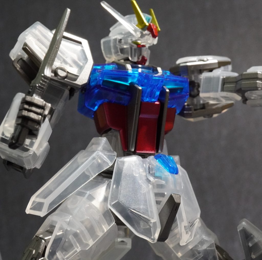 外装は、光沢クリアーでコーティング。フレームがスーパーアイアン2なので、外装とフレームの違和感を極力無くしました。