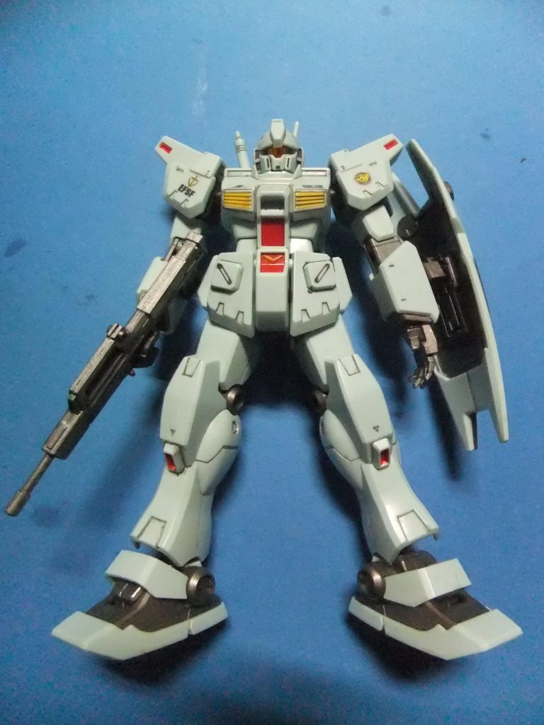 こちらはウェザリング前の基本塗装状態デス(笑)