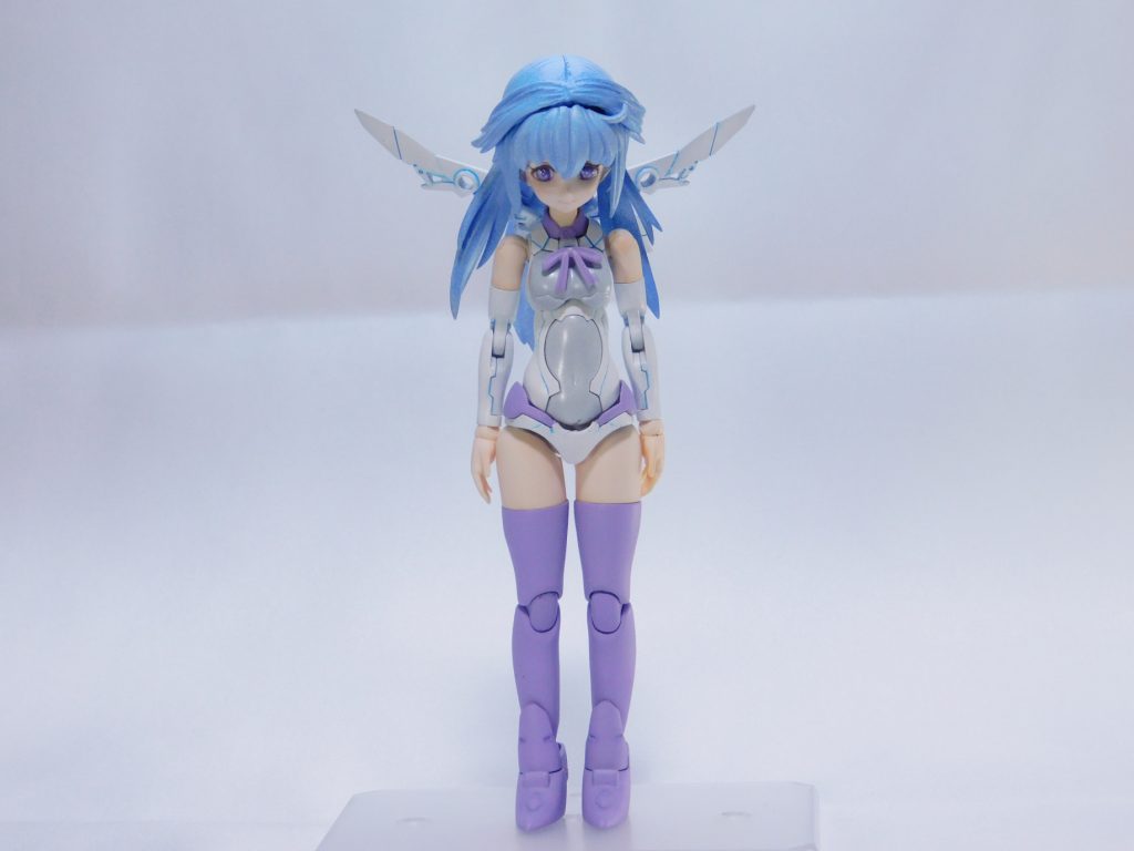 正面。基本的には体を30msルルチェから。足はサラちゃんのものを切った貼ったして詰めています。