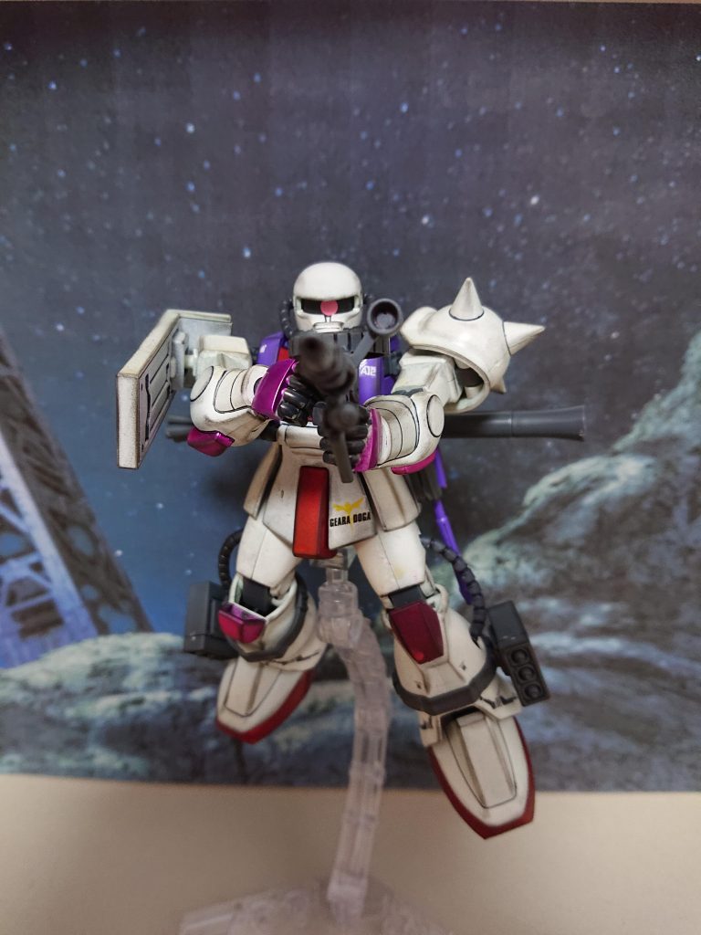 ザクⅡ（ハマーン専用機）–2枚目/制作者：もみじ饅頭