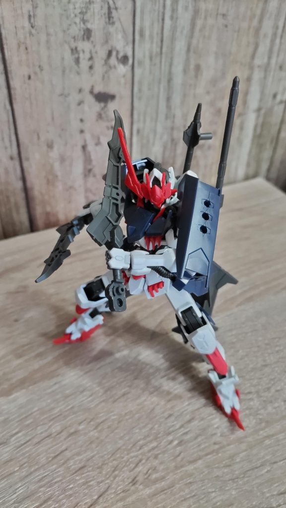 ガンダムバルバリック２–2枚目/制作者：鉄血