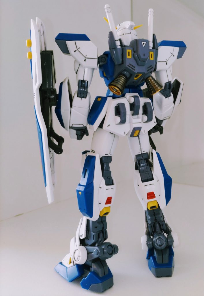 本体後方から。バーニアをメタルバーニアに変更です。