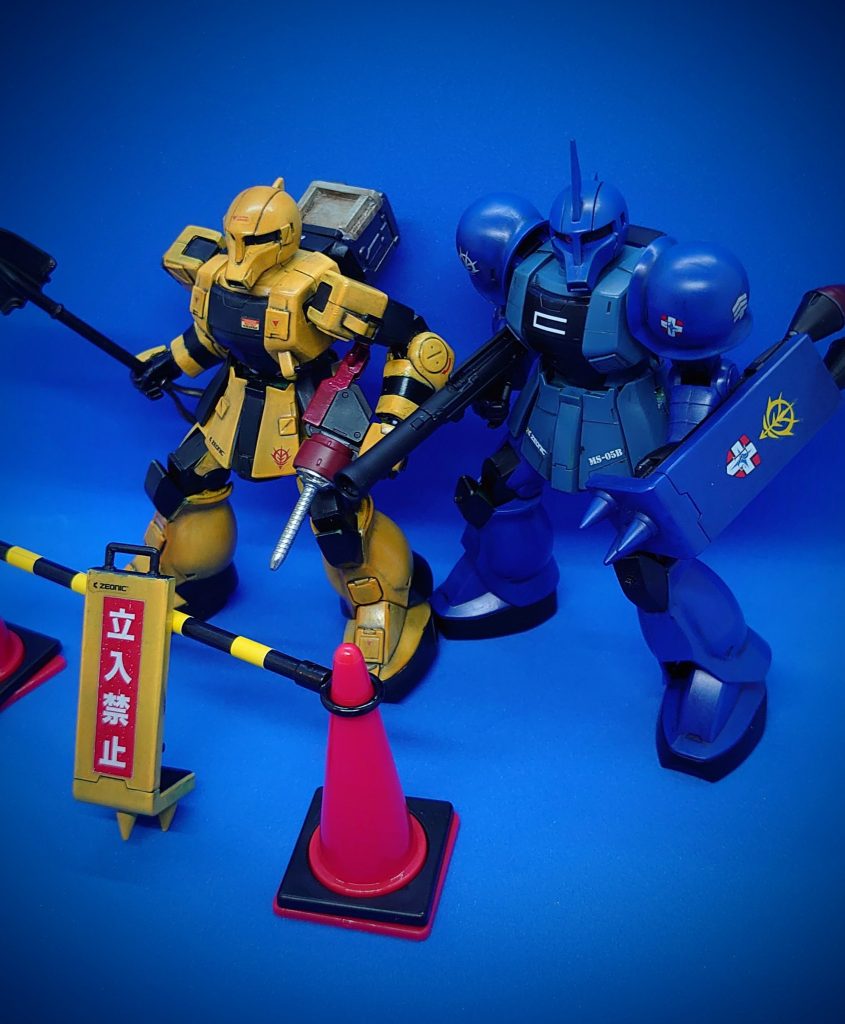 ランバ・ラル専用ザクⅠのため、ザクⅠを2つ使用。残った方をどうするか悩んだ末、作業用ザクⅠを作りましたが、出来はイマイチ(泣)本当に稚拙な出来で申し訳ありませんが、最後までご覧いただきありがとうございました。