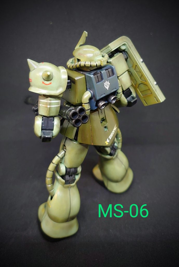 名もなきエース風に見えたらいいなぁ〜と、デカールなどつけてみました。