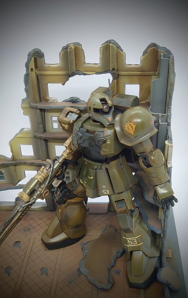 写真と実物の色合いが微妙違うなぁ〜(笑)左右非対称にしたのは、都市迷彩に見えるか？試しましたが・・・どうでしょう（汗）