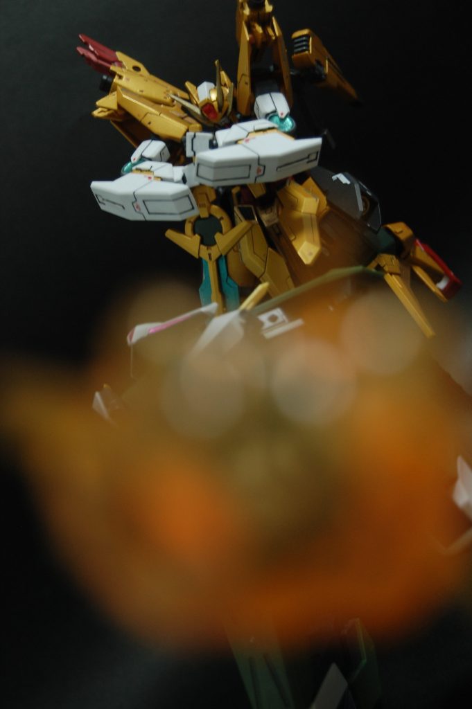 30mmの爆発エフェクト小→大を使用。