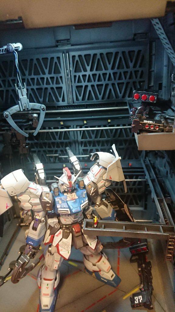 工場っぽく100均で購入したものを使って作りました。