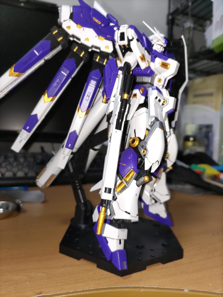 丸いモールド等を思うままに部分塗装してかなり満足な見た目に。