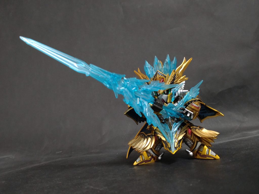 アーサーガンダムMK3–3枚目/制作者：皐英司