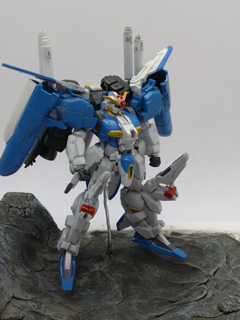 ホワイトとブルーはガンダムマーカーエアブラシシステムを使用、あとは筆塗りです