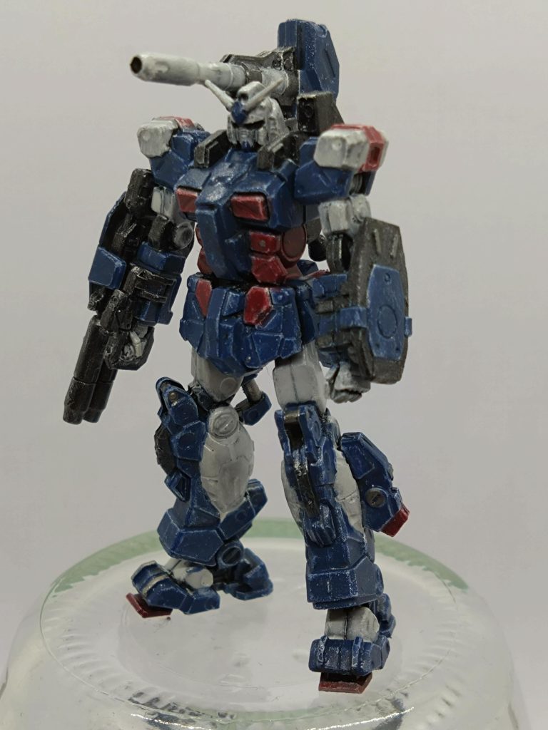 汚い感じになってしまったが、下地塗装であえてハイライトが目立つ感じにしてます。