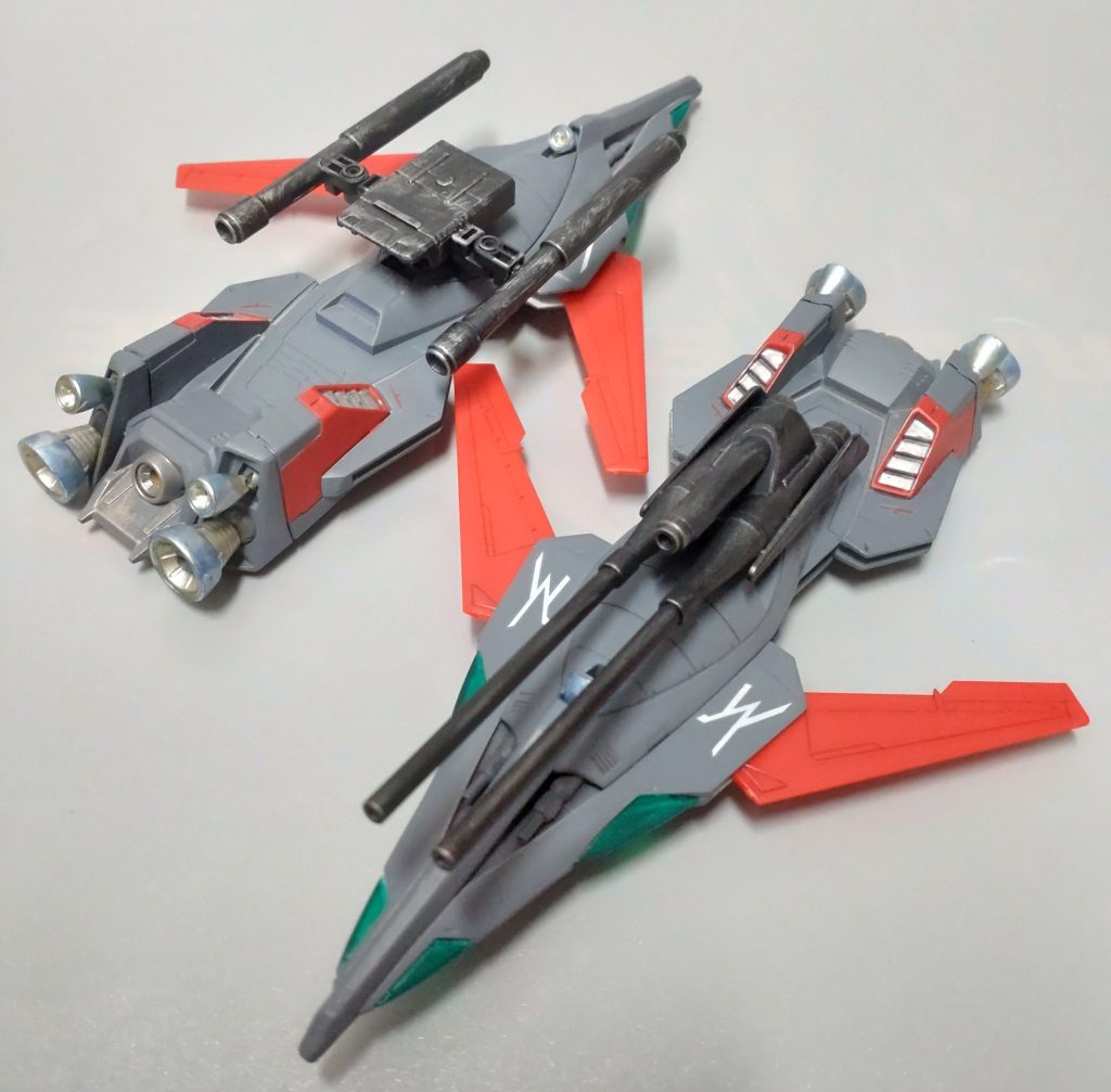 ほぼF90オプション装備の色変えですが、ゴーストのつもりです。贅沢に2セットミッションパックを使い用意しました。無人機のイメージなのでカラーリングは地味目。メイン武装にウェザリングを施したのは、後から渋々武装を追加したという設定のためです。