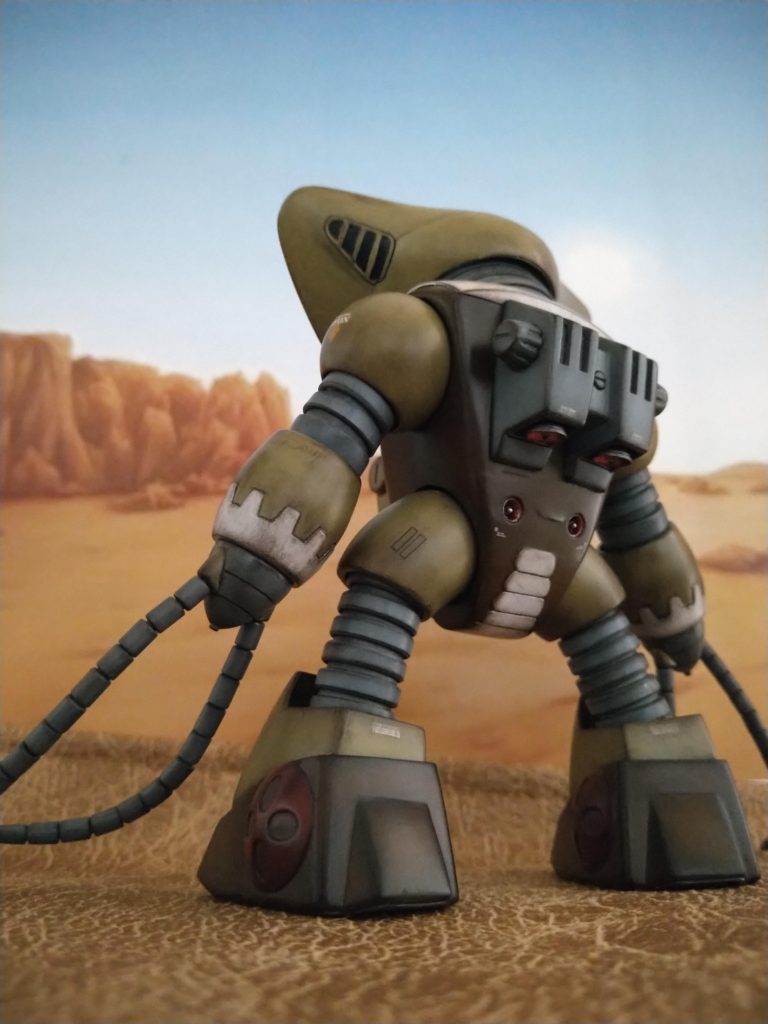 とくに手を加えていないのは、ランドセル位のような気が致します…😚腕、足のジャバラの部分とヒートロッドも制作……😂なぜ…私は…コリもせずまたこんな事を始めてしまうのか……😭……と思った事も…🤣あまり動きませんが、いつものアクションポーズです！😆　