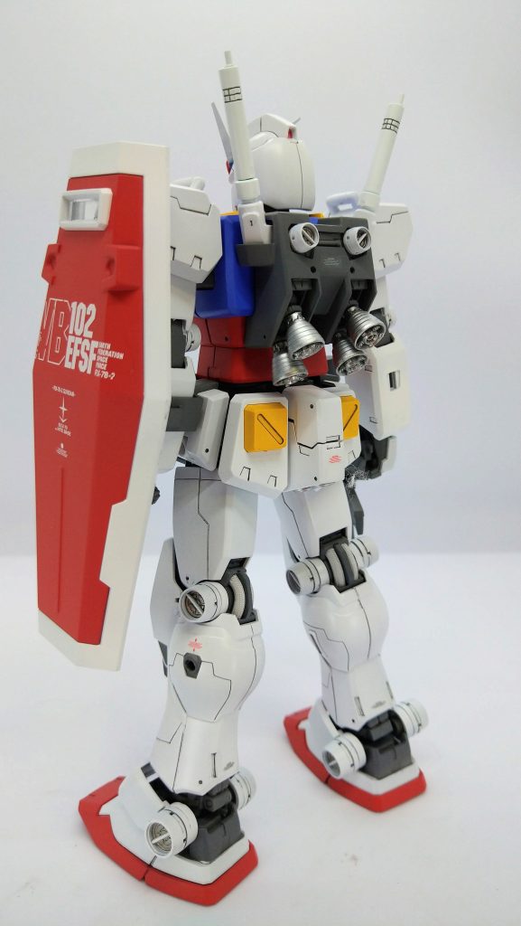 塗装は毎度のガンダムトリコロール調色にて。マルイチモールドは市販のディテールアップパーツを使いました。このパーツ良かったんですが、もう入手不可能なようです。