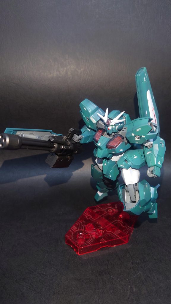 ビームガトリングにて。フレームとメリハリ付ける為にガンメタルで塗装。あえて艶は残してあります。