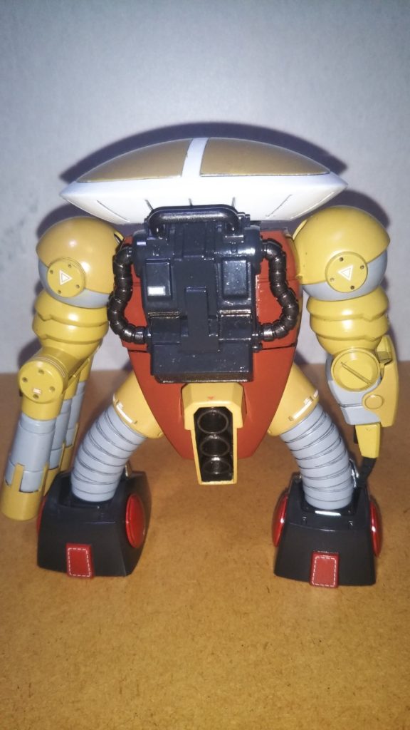 リアビューその2です。 指の部分はミッドナイトブルーで塗装してあります。 そういえば説明がだいぶ遅れてしまいましたが、スミ入れはいつも通り鉛筆とシャープペンです。