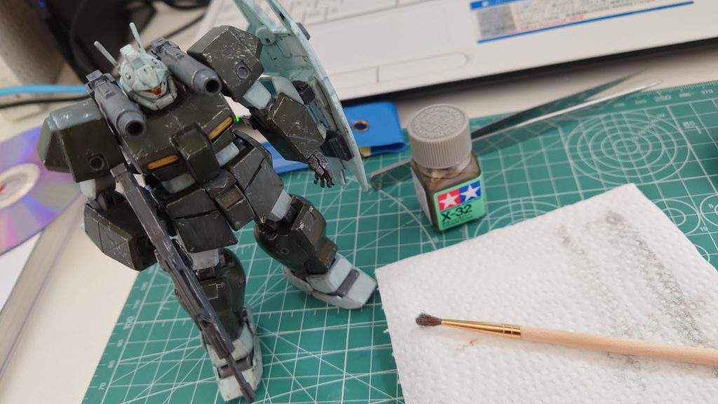  素組み→トップコートつや消し→ウェザリングの簡単フィニッシュ仕上げです。かなり久しぶりに造ったわりにはいい感じかなと思います。(自己満ですけど)今は昔とは違い、プラモデル製作するための便利なツールがたくさんあっていいですね。 