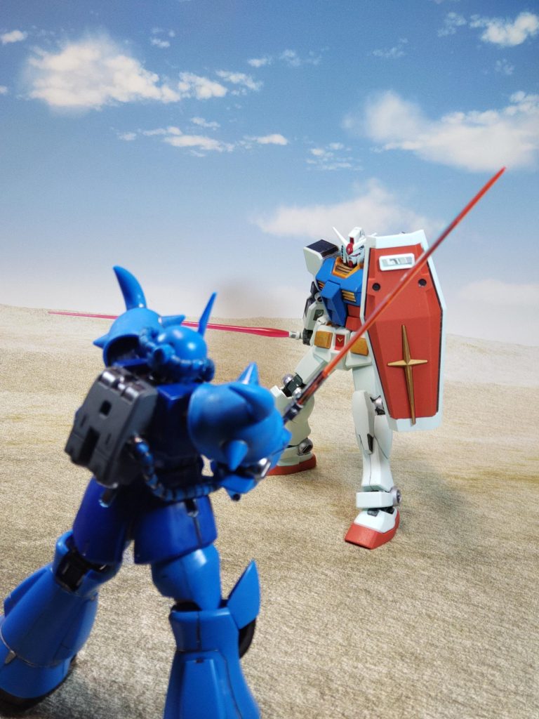 ほう…思い切りのいいパイロットだな……手強い