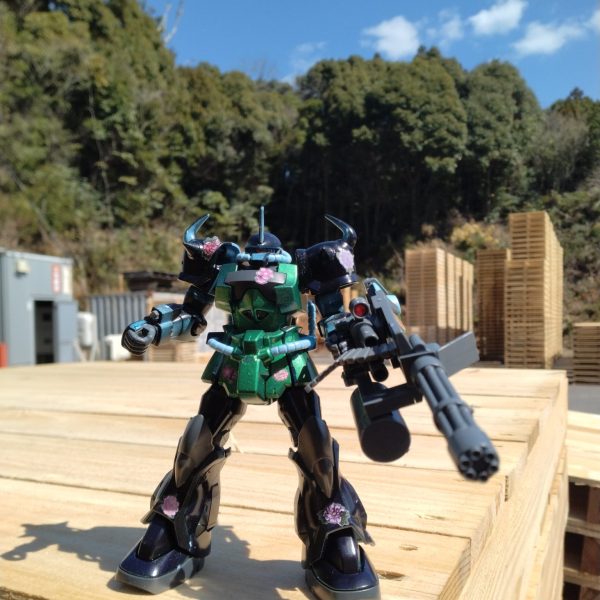 グフカスタム・世界の平和を願って