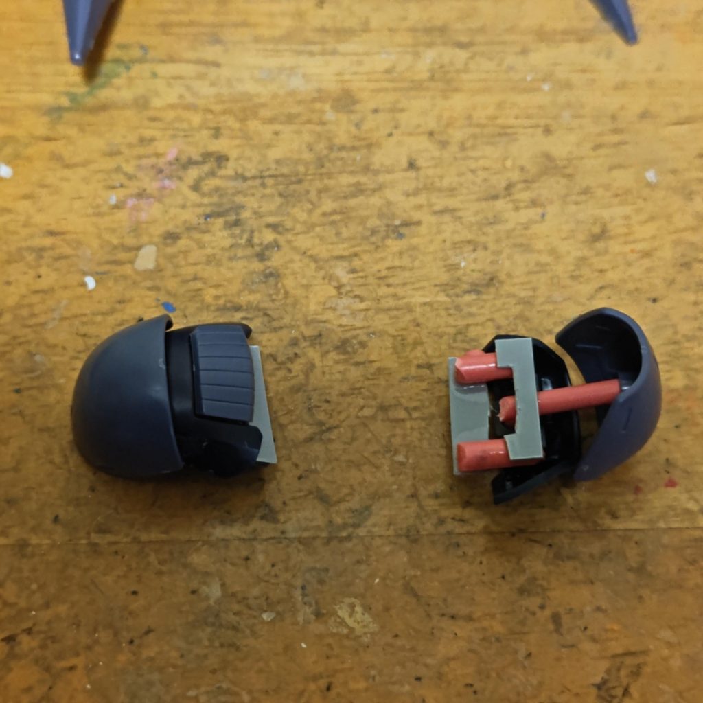 腰部はけっこうきつくて、クリアランスを確保する為に色々試行錯誤しました