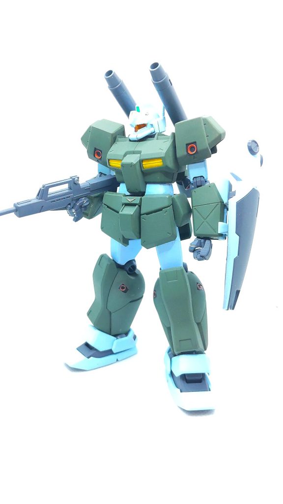 このスマートな立ち姿たまらないですね…