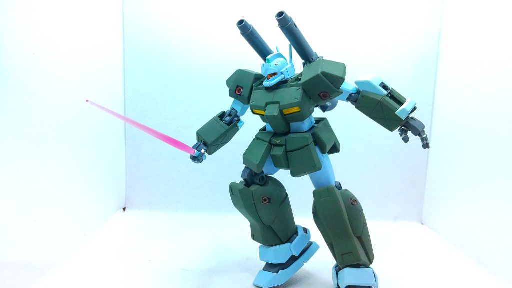 バランスが良くなったのでビームサーベルも上手く構えられますね✨