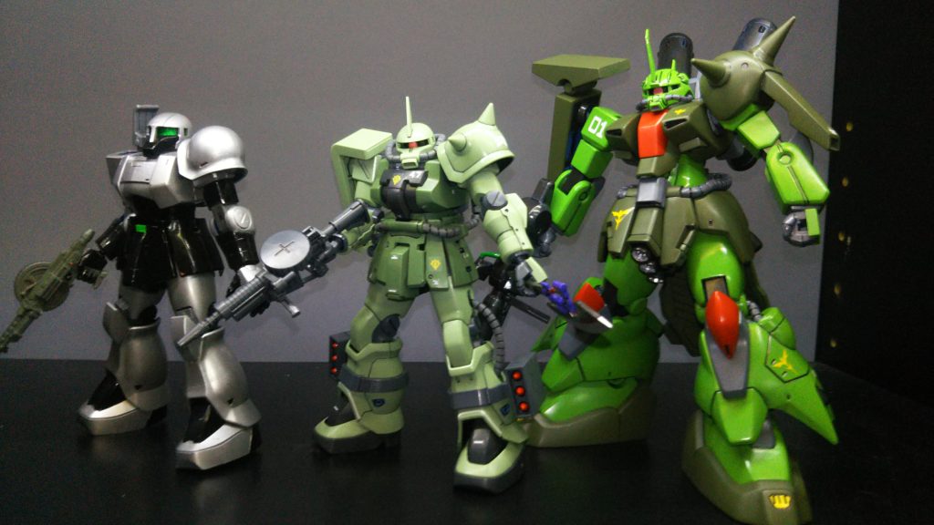 ザクⅠ、Ⅱ、Ⅲ。旧ザクの色が変なのはスルーして下さいw