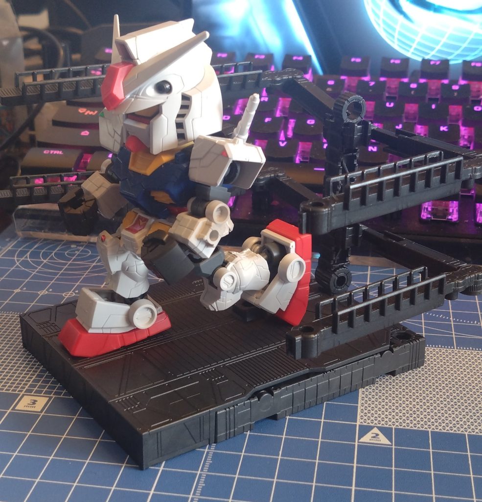 横浜ガンダムと言えば、立て膝！！クロスシルエットだけあって、あの場面もしっかり再現！！凄い！！