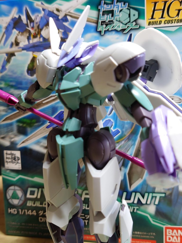 ジークルーネの頭部がいまいちだったのでベギルベウの頭部をジークルーネのパーツを使いましたm(_ _)m最終的に腕パーツはヴァルキュリアフレームを使用しました