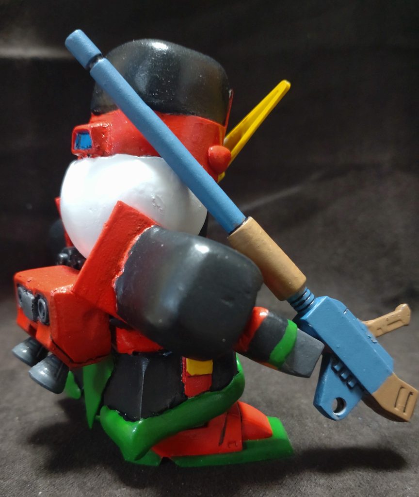 劇中印象的だった唯一にして絶対の武器ロングビームライフルはかなりテキトーです。申し訳ありません…雰囲気だけでもと肩に担げるようにしました。