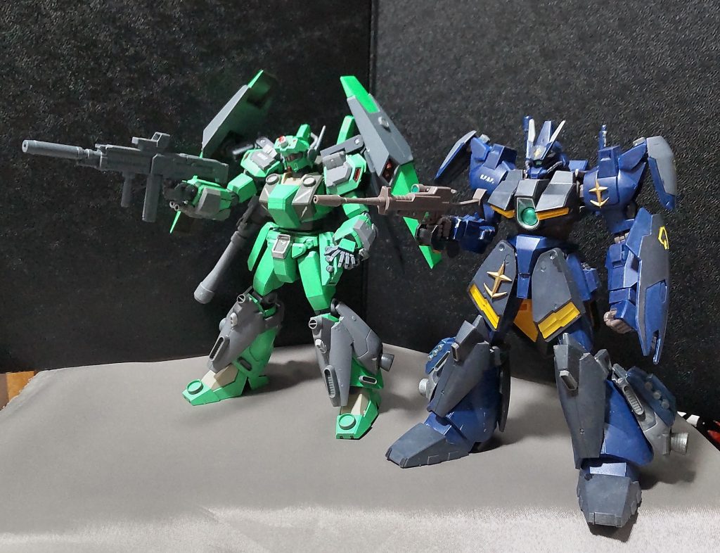 同僚のガルバルディϝ(ディガンマ)とはグリプス戦役の頃からの付き合いです。