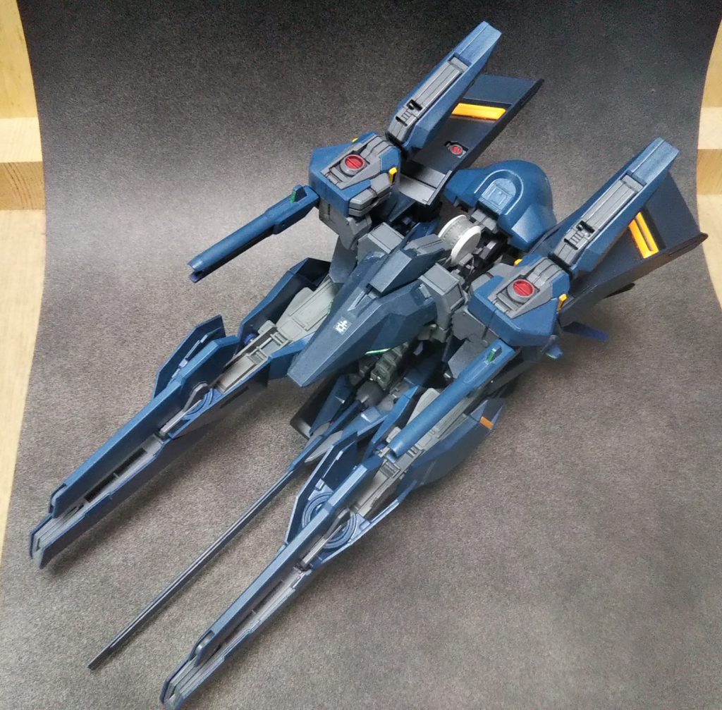 ただMA形態への変形はすばらしかった。（強度はともかく）すばらしく面倒なので変形は一回こっきりですがww名称とか違ってたらごめんなさい。 