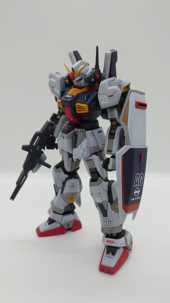 スジボリはバランスを考え、入れすぎないように注意してます。(塗り分けが面倒くさくなるからw)