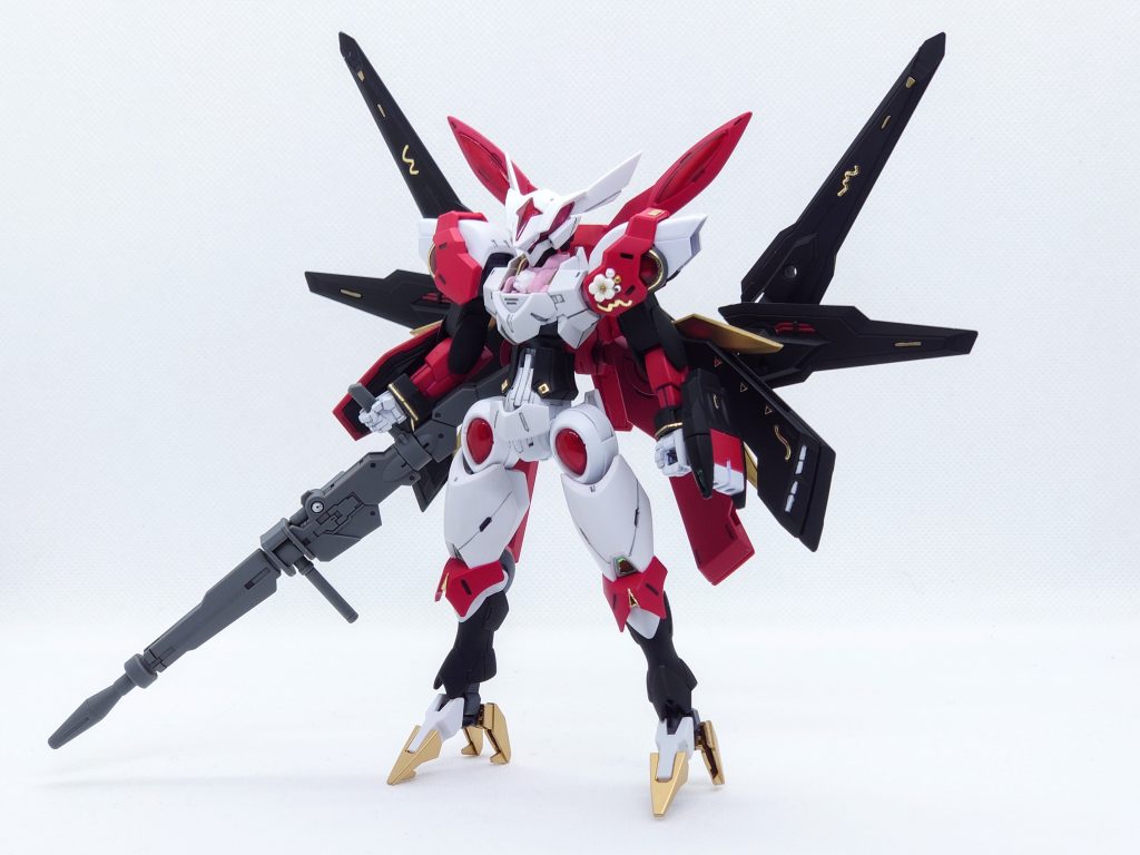 改修点は頭部の新造とカラーの一部変更、武器の追加です。最初にベギルベウを作ったときからデカい銃を持たせたいと思っていた(モンハン、スプラのイメージ)ので、今回追加しました。