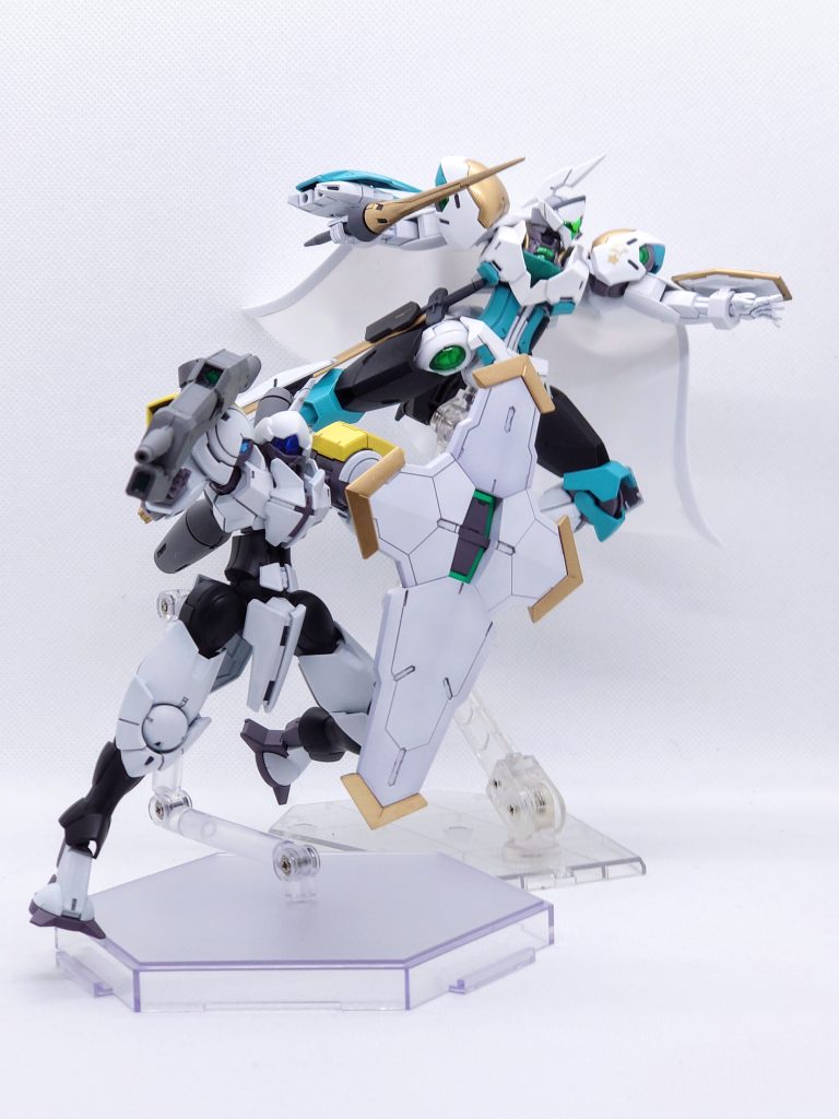 ミカエリスのフォローのため射撃戦重視の武装類です。 