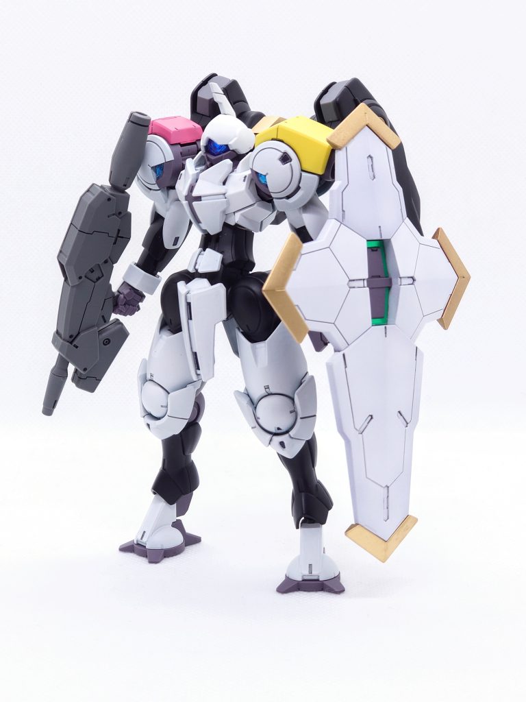 どちらもメンバー登録しているとフライトユニットを装備した特別仕様機になります。