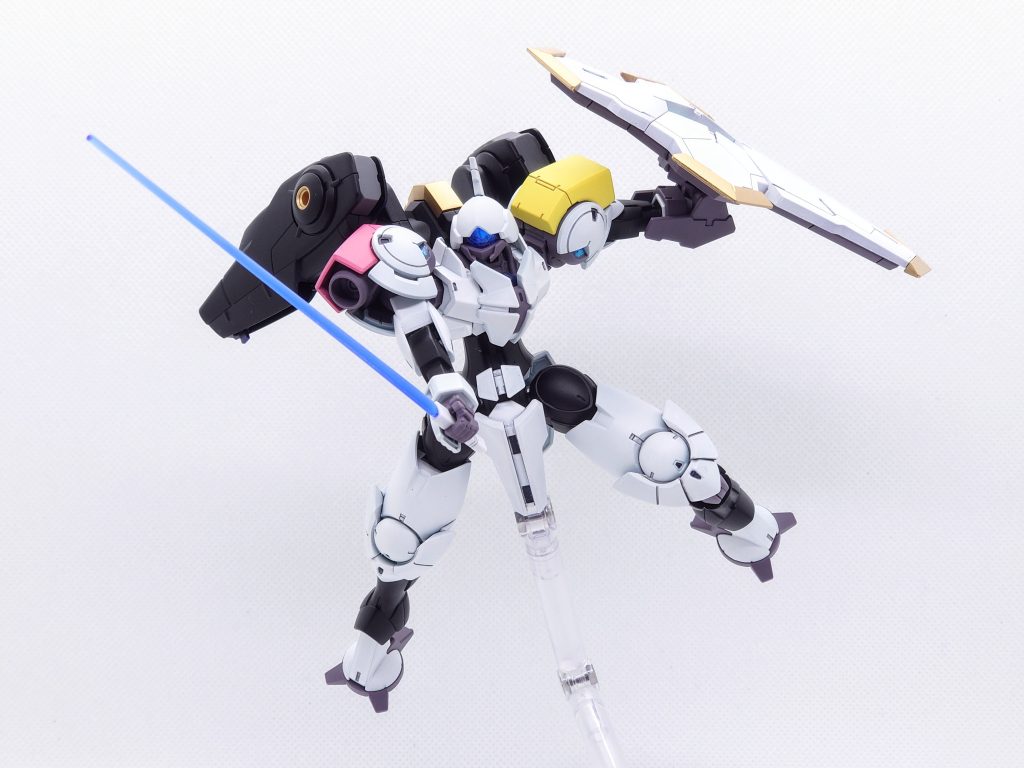 固定装備にビームサーベルが追加されます。