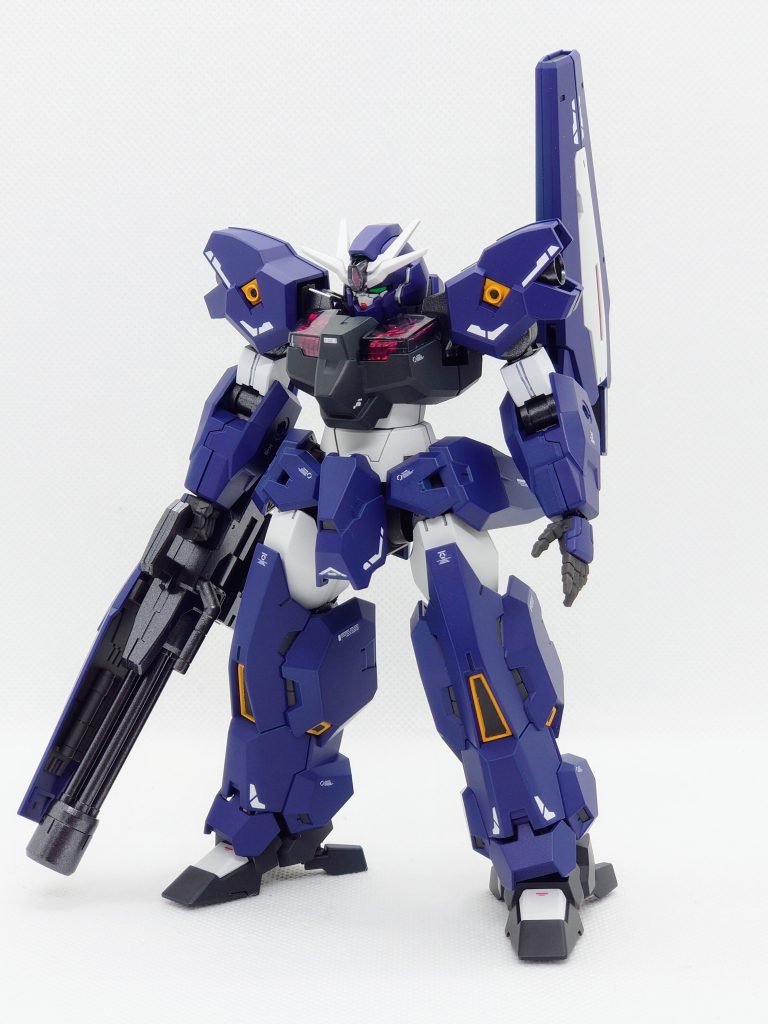 ピストルホルスターはネオジム磁石でつけているので、通常のルブリスウルにも出来ます。