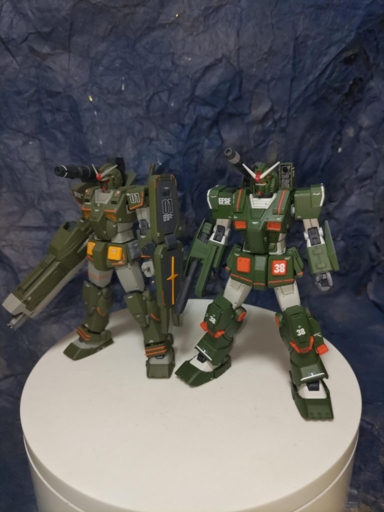 HGUCヘビーガンダムとツーショット