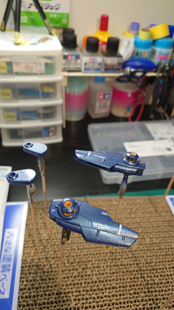 光沢トップコートするとキラキラ感が違いますね♫